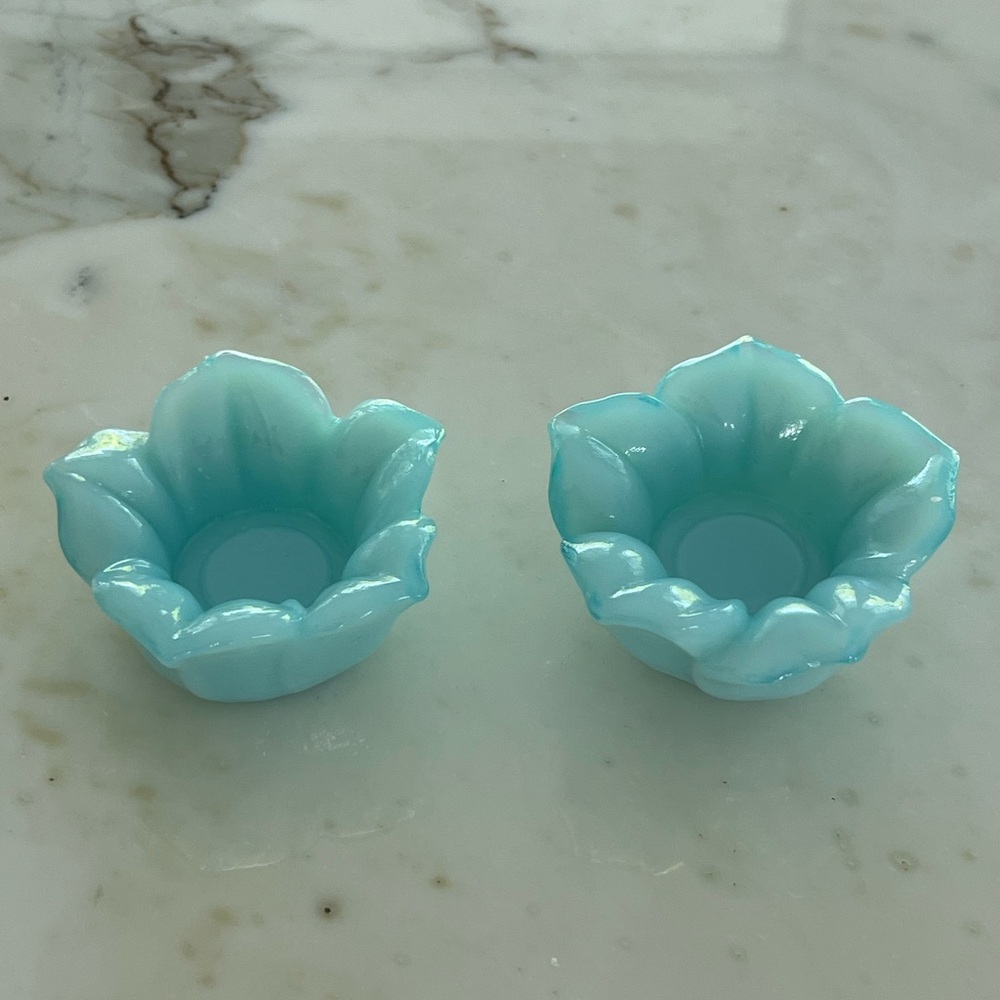 GLASS BLUE VOTIVE SET - Picture 4 of 14